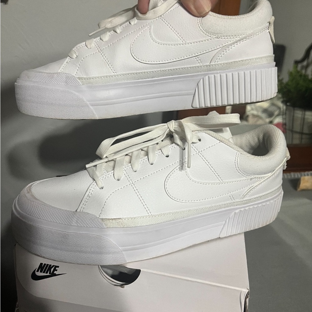 Nike court legacy platform